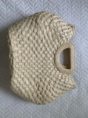 Natural Straw Woven Handbag - Cream